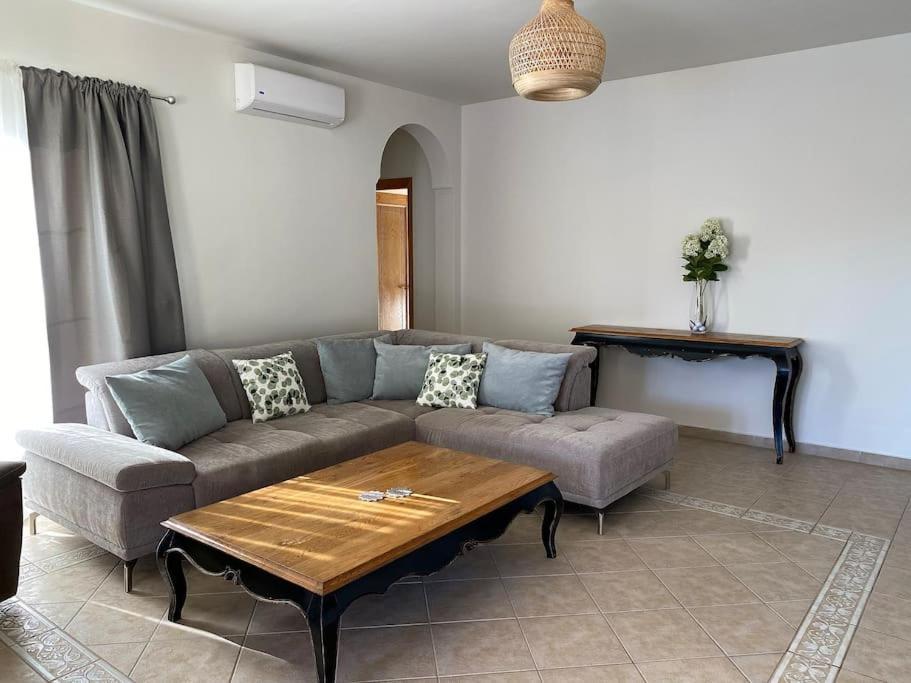 Comfortable Family House With Pool And Jacuzzi Costa De Antigua Dış mekan fotoğraf